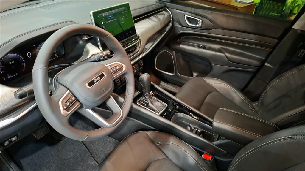COMPASS 1.3 T270 TURBO FLEX LONGITUDE AT62