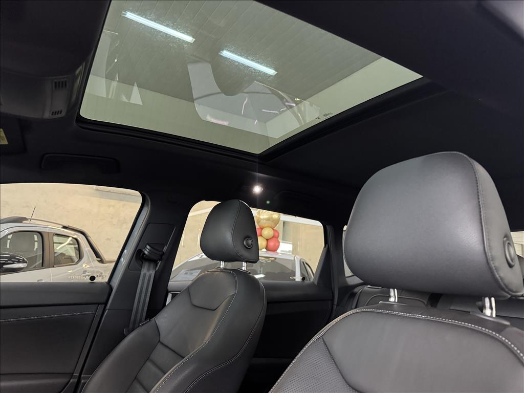 TAOS 1.4 250 TSI TOTAL FLEX HIGHLINE AUTOMÁTICO9