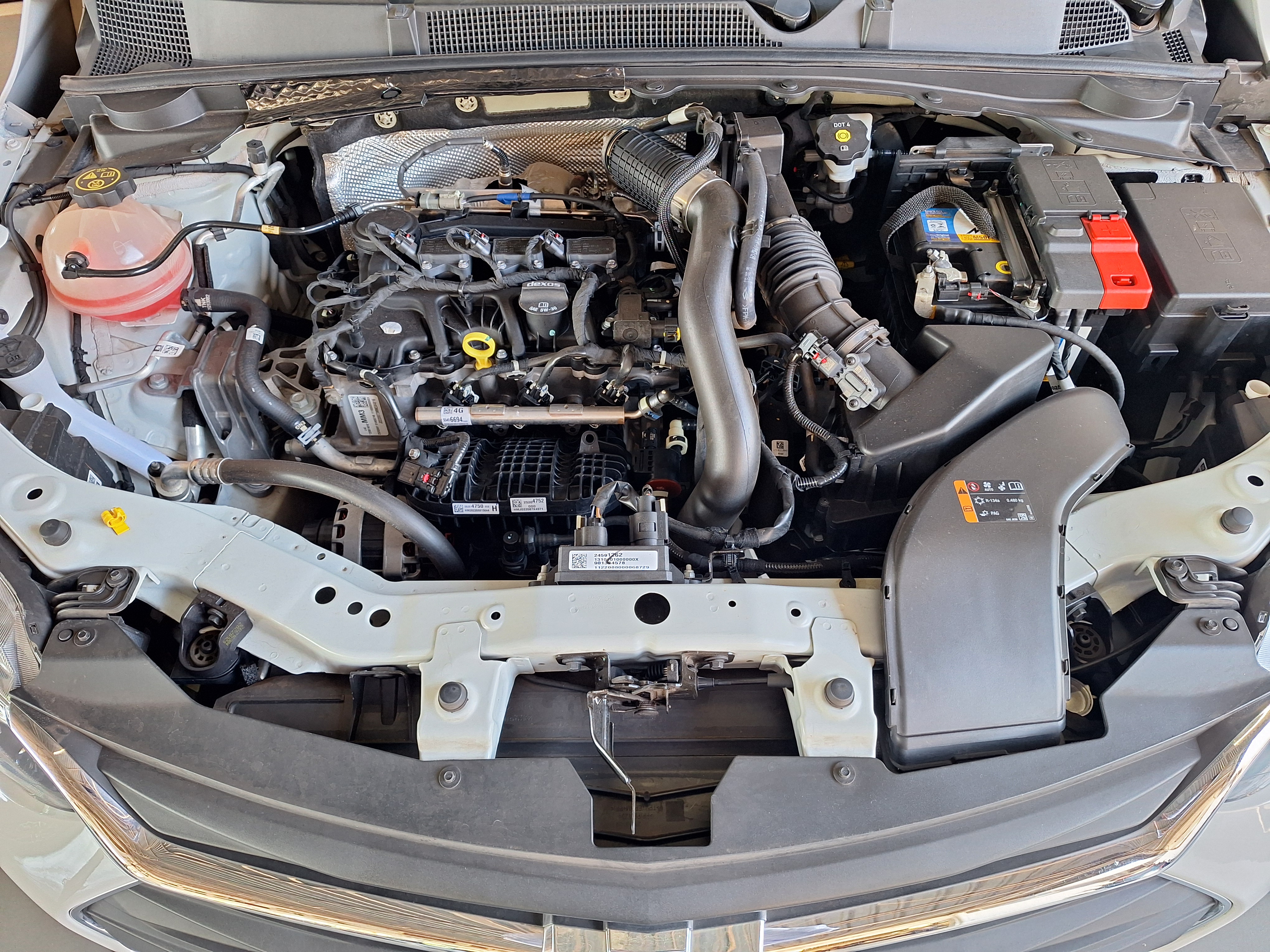GM - Chevrolet-ONIX-1.0 TURBO FLEX LT MANUAL