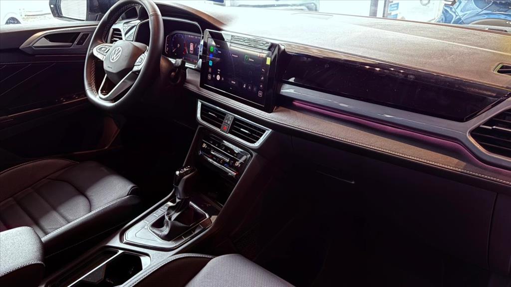 TAOS 1.4 250 TSI TOTAL FLEX HIGHLINE AUTOMÁTICO8