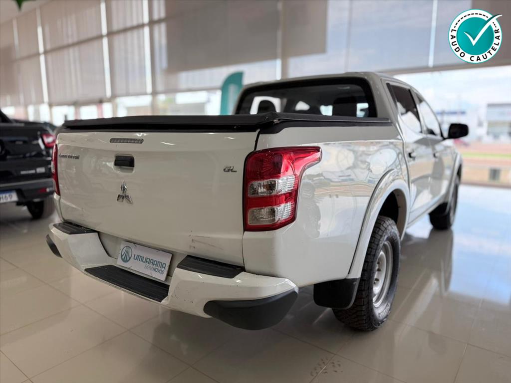 L200 TRITON 2.4 16V TURBO DIESEL GL CD 4X4 MANUAL3