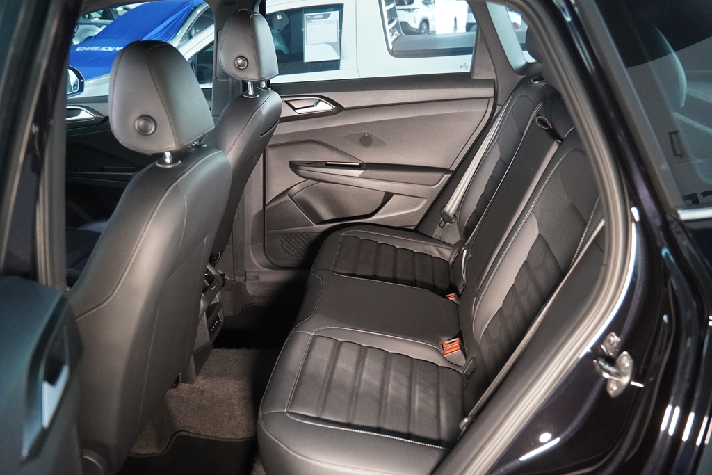 TAOS 1.4 250 TSI TOTAL FLEX HIGHLINE AUTOMÁTICO13