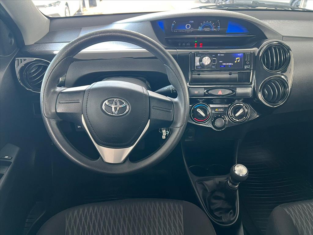ETIOS 1.3 X 16V FLEX 4P MANUAL10