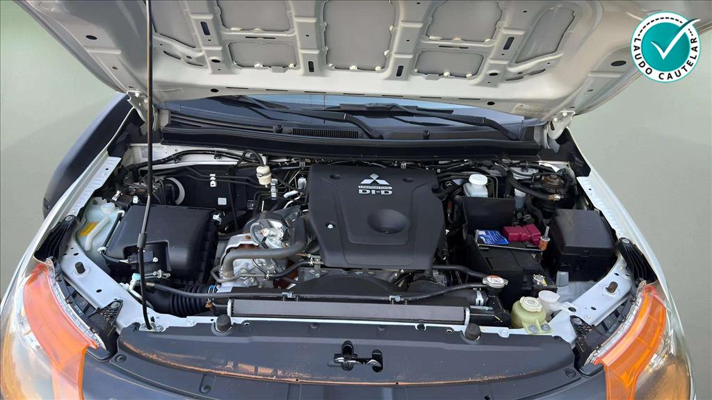 L200 TRITON 2.4 16V TURBO DIESEL SPORT GLS CD 4P 4X4 AUTOMÁTICO7
