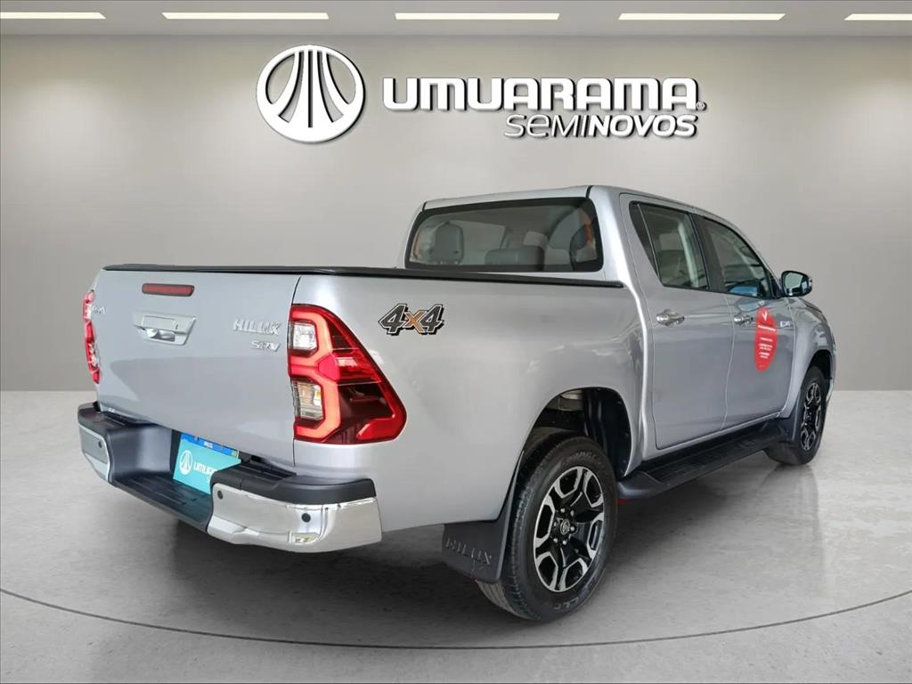 HILUX 2.8 D-4D TURBO DIESEL CD SRV 4X4 AUTOMÁTICO3