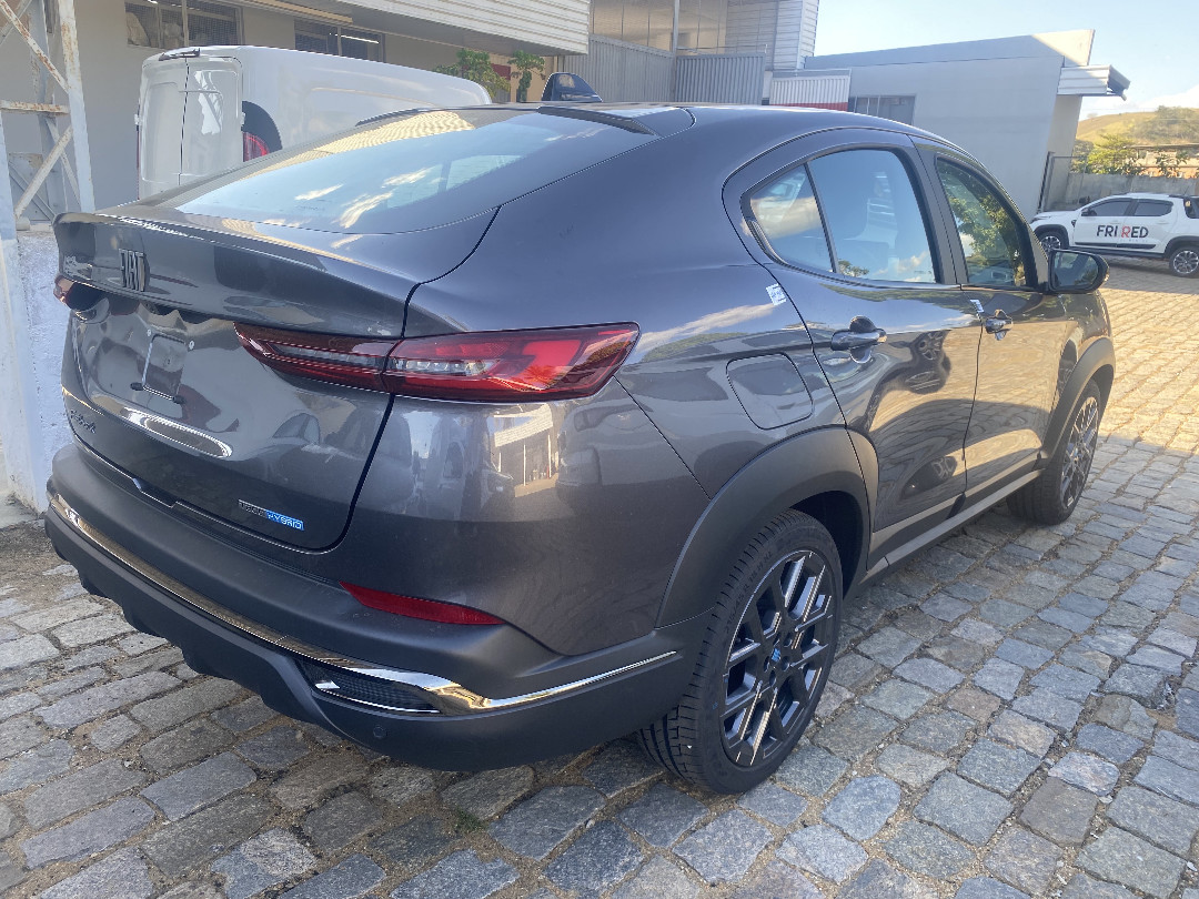 FASTBACK 1.0 TURBO 200 HYBRID IMPETUS CVT FASTBACK 1.0 TURBO 200 HYBRID IMPETUS CVT