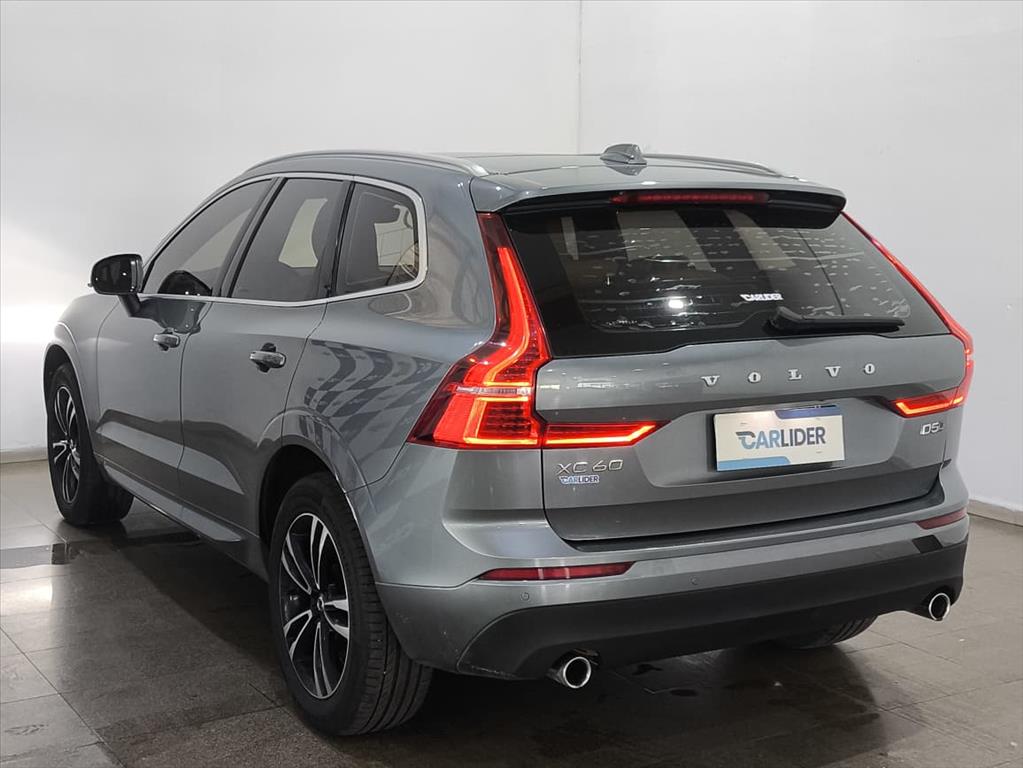 XC60 2.0 D5 DIESEL MOMENTUM AWD GEARTRONIC5