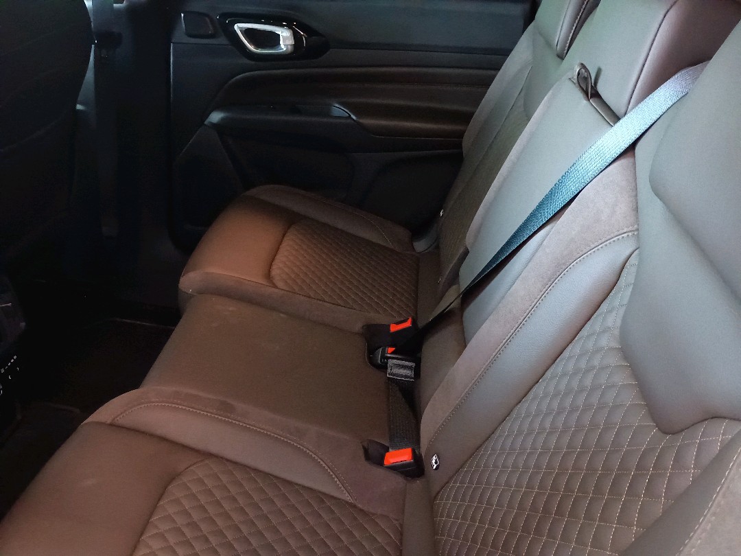 COMMANDER 2.0 TD380 TURBO DIESEL OVERLAND AT99