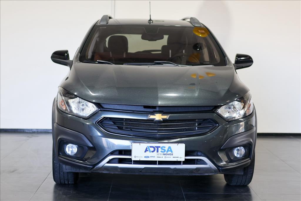 CHEVROLET ONIX 1.4 MPFI ACTIV 8V FLEX 4P AUTOMÁTICO