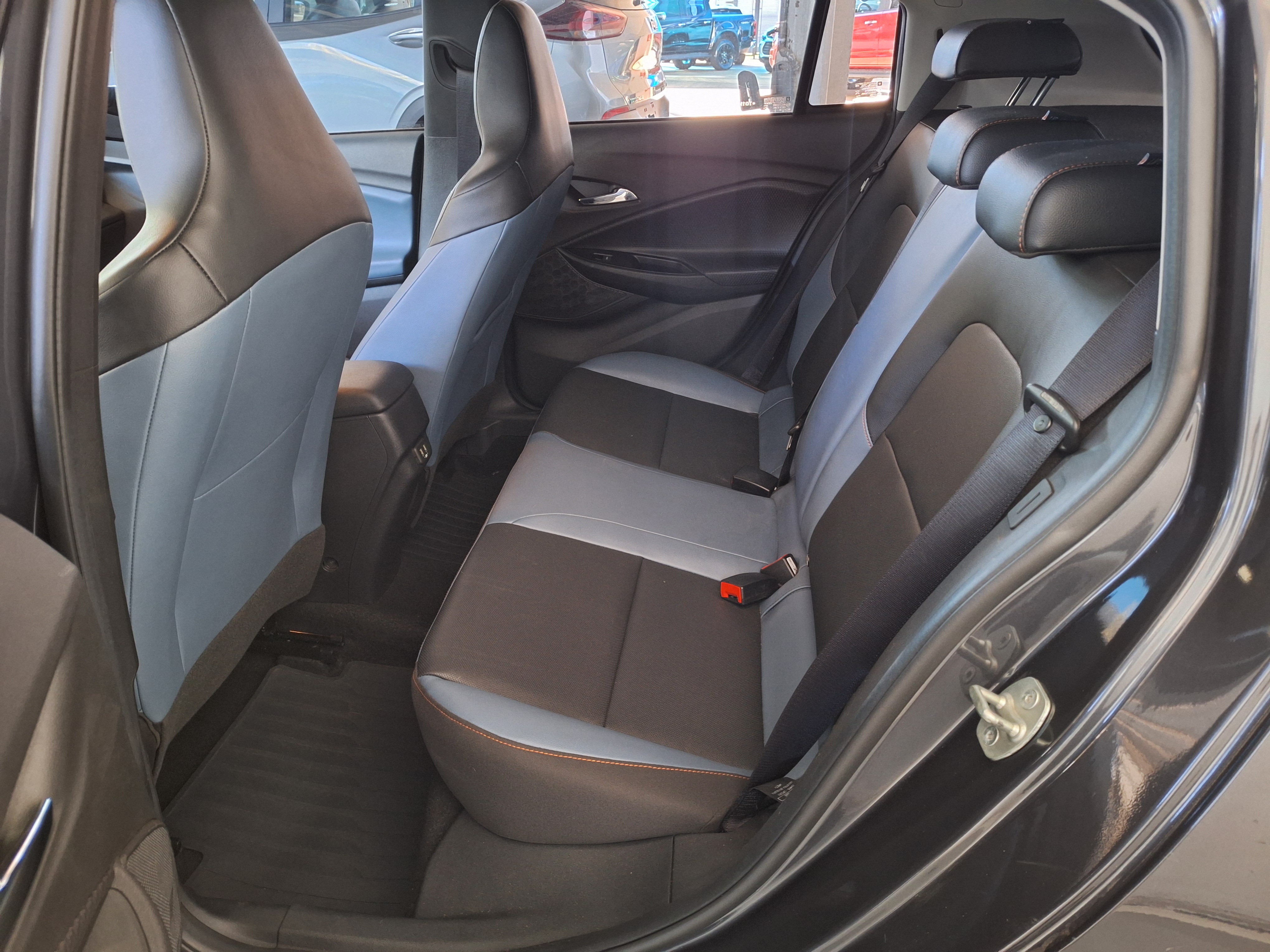 GM - Chevrolet-ONIX-1.0 TURBO FLEX PREMIER AUTOMÁTICO