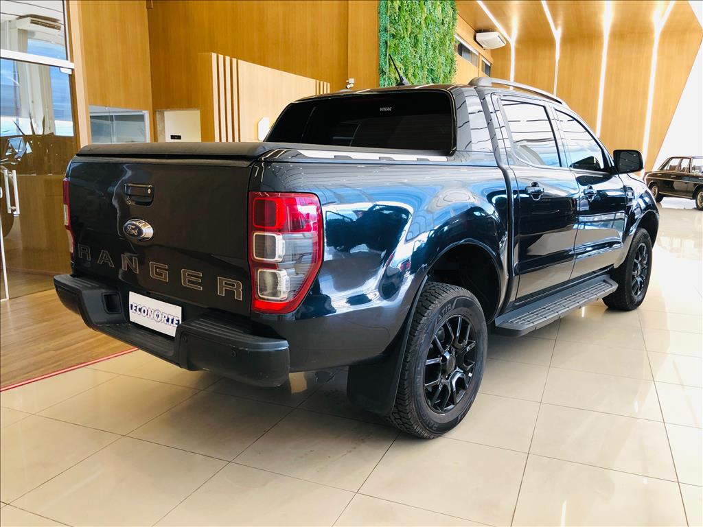 RANGER 2.2 BLACK 4X2 CD 16V DIESEL 4P AUTOMÁTICO3