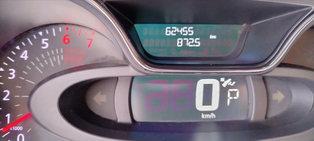 CAPTUR 1.6 16V SCE FLEX LIFE X-TRONIC CAPTUR 1.6 16V SCE FLEX LIFE X-TRONIC