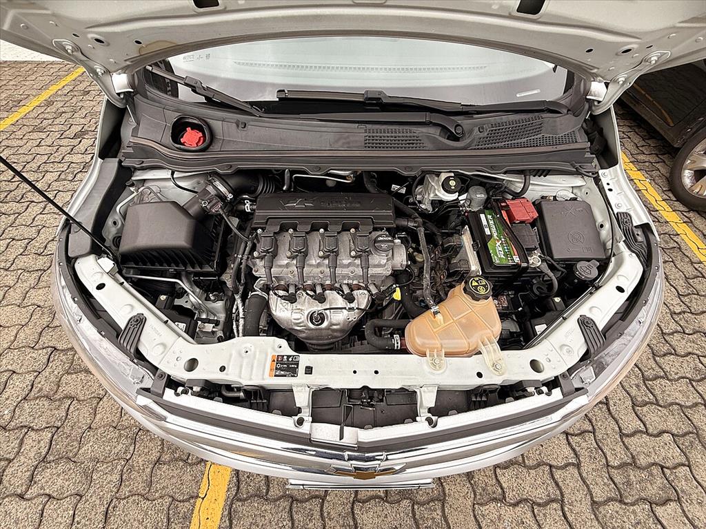 Chevrolet Onix - 1.4 MPFI LT 8V FLEX 4P MANUAL