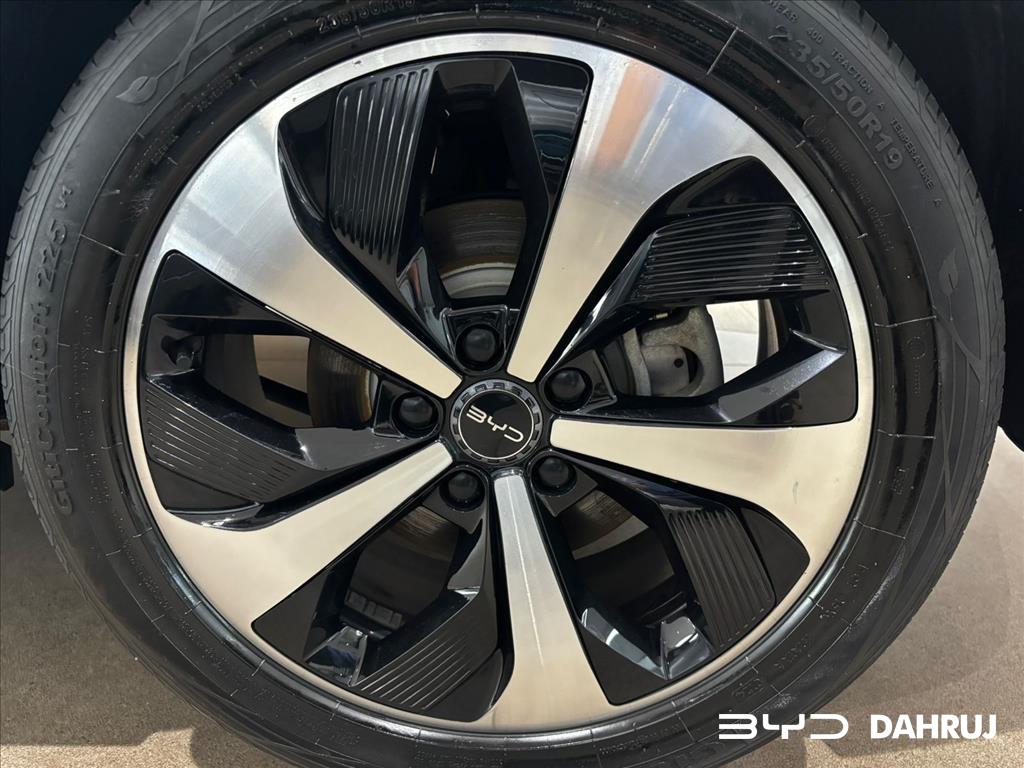 SONG PLUS 1.5 DM-I HÍBRIDO AUTOMÁTICO8