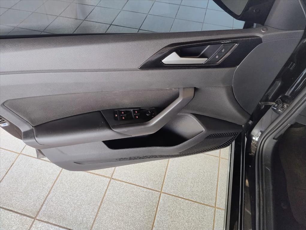 VIRTUS 1.0 200 TSI COMFORTLINE AUTOMÁTICO10