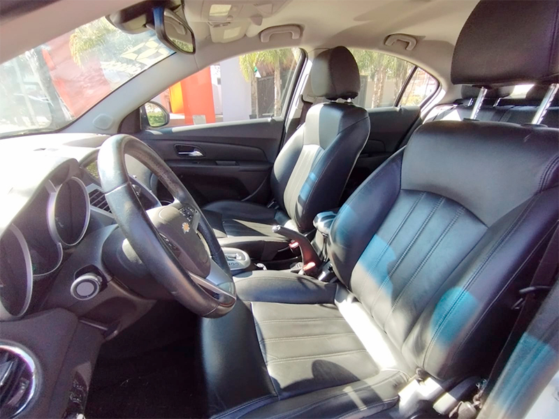 CRUZE 1.8 LT 16V FLEX 4P MANUAL5
