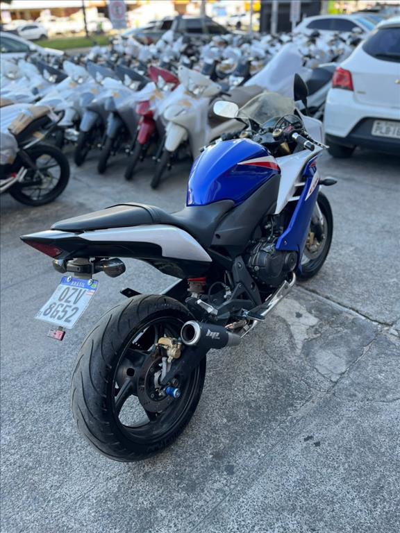 HONDA CBR foto 4