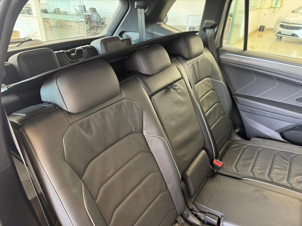 TIGUAN 2.0 300 TSI GASOLINA ALLSPACE R-LINE AUTOMÁTICO8