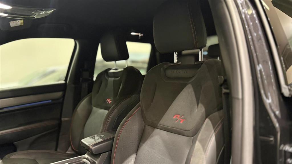 RAMPAGE 2.0 HURRICANE 4 TURBO GASOLINA R/T 4X4 AUTOMÁTICO6