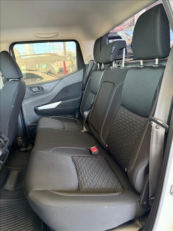 FRONTIER 2.3 16V TURBO DIESEL ATTACK CD 4X4 AUTOMÁTICO7