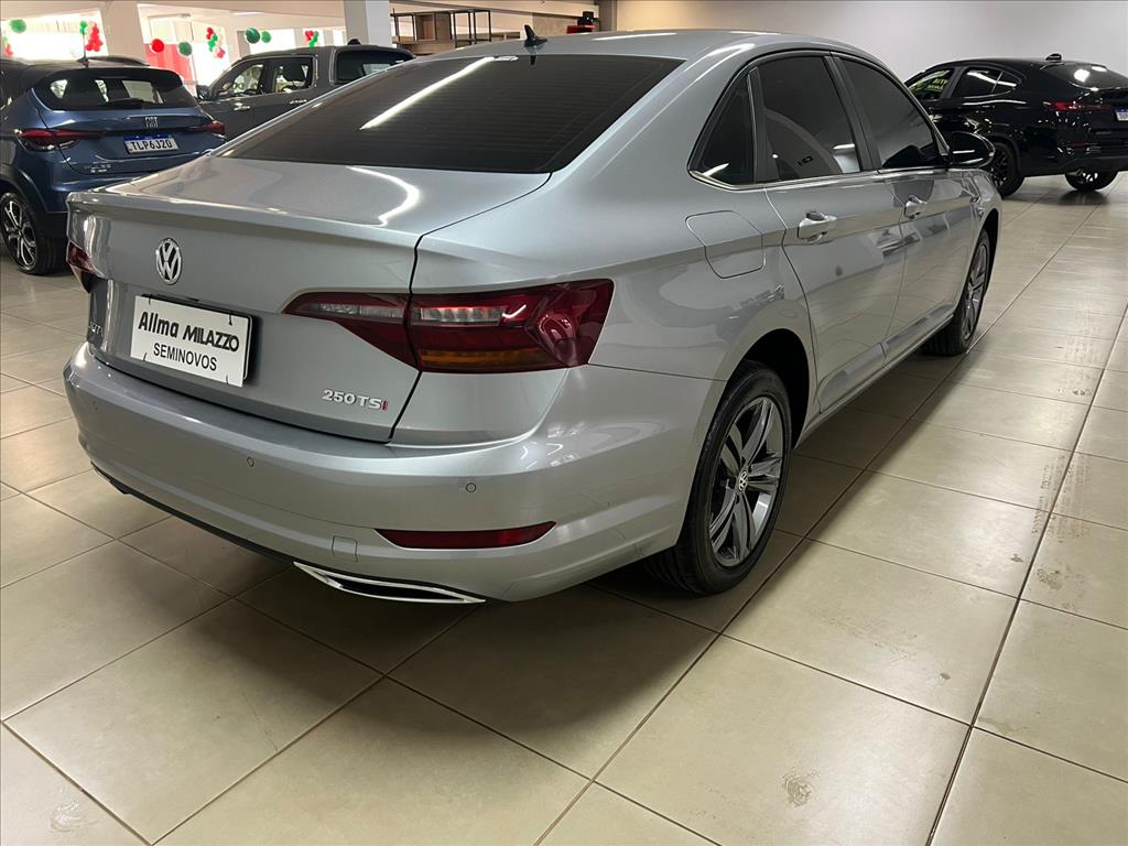 JETTA 1.4 250 TSI TOTAL FLEX R-LINE TIPTRONIC JETTA 1.4 250 TSI TOTAL FLEX R-LINE TIPTRONIC