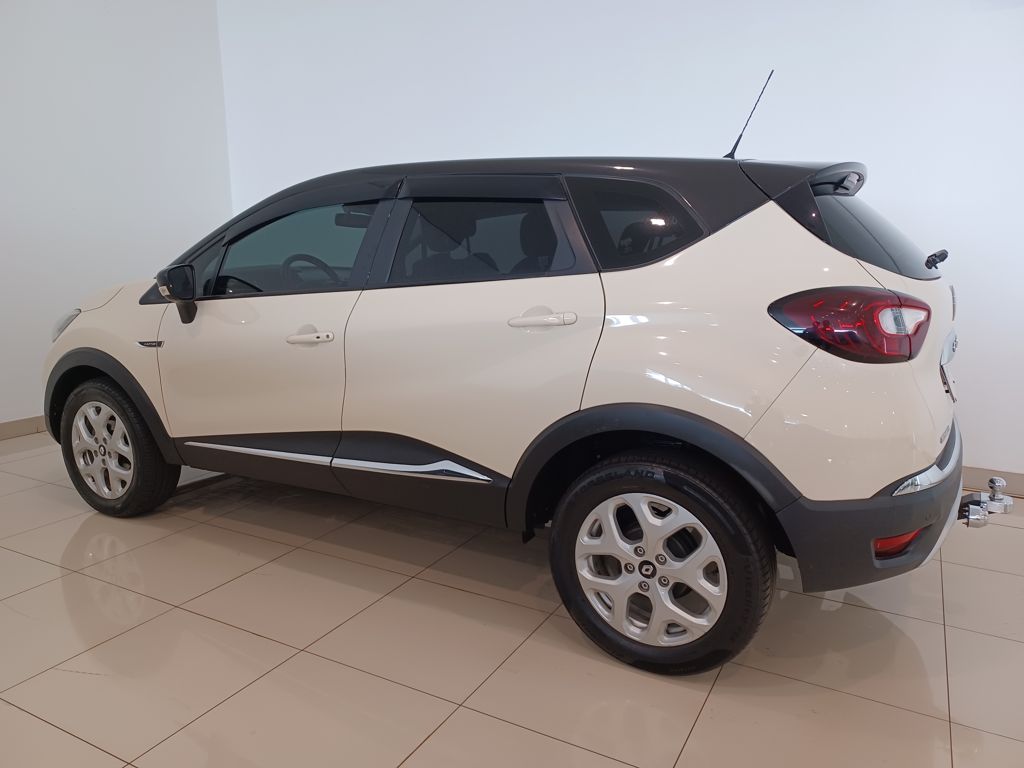 Renault-CAPTUR-1.6 16V SCE FLEX ZEN X-TRONIC