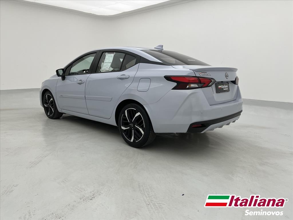 VERSA 1.6 16V FLEX EXCLUSIVE XTRONIC2