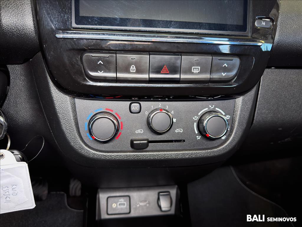 KWID 1.0 12V SCE FLEX INTENSE MANUAL14