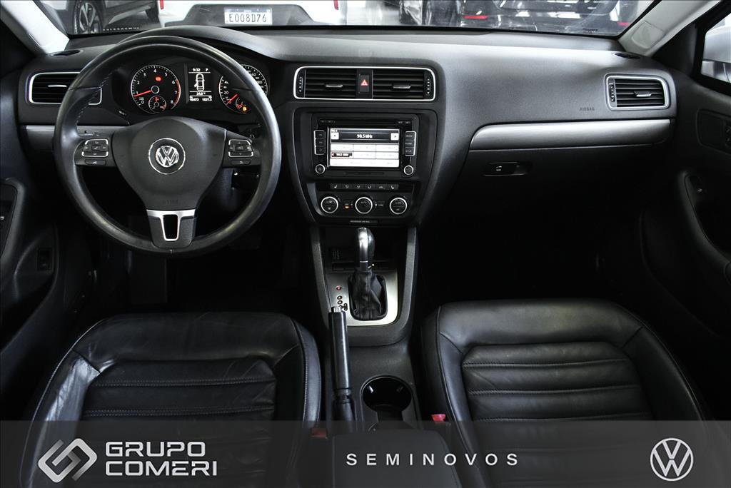 JETTA 2.0 TSI HIGHLINE 211CV GASOLINA 4P TIPTRONIC5
