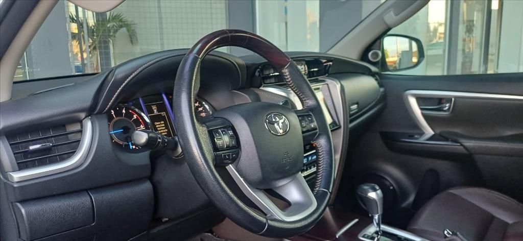 HILUX SW4 2.8 SRX 4X4 16V TURBO INTERCOOLER DIESEL 4P AUTOMÁTICO6