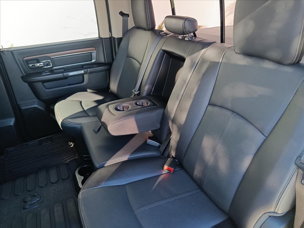 CLASSIC 5.7 V8 GASOLINA LARAMIE CD 4X4 AUTOMÁTICO9