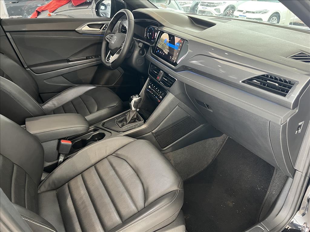 TAOS 1.4 250 TSI TOTAL FLEX HIGHLINE AUTOMÁTICO15
