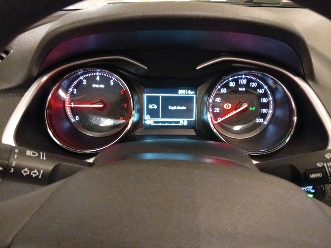 GM - Chevrolet-ONIX PLUS-1.0 TURBO FLEX LTZ MANUAL