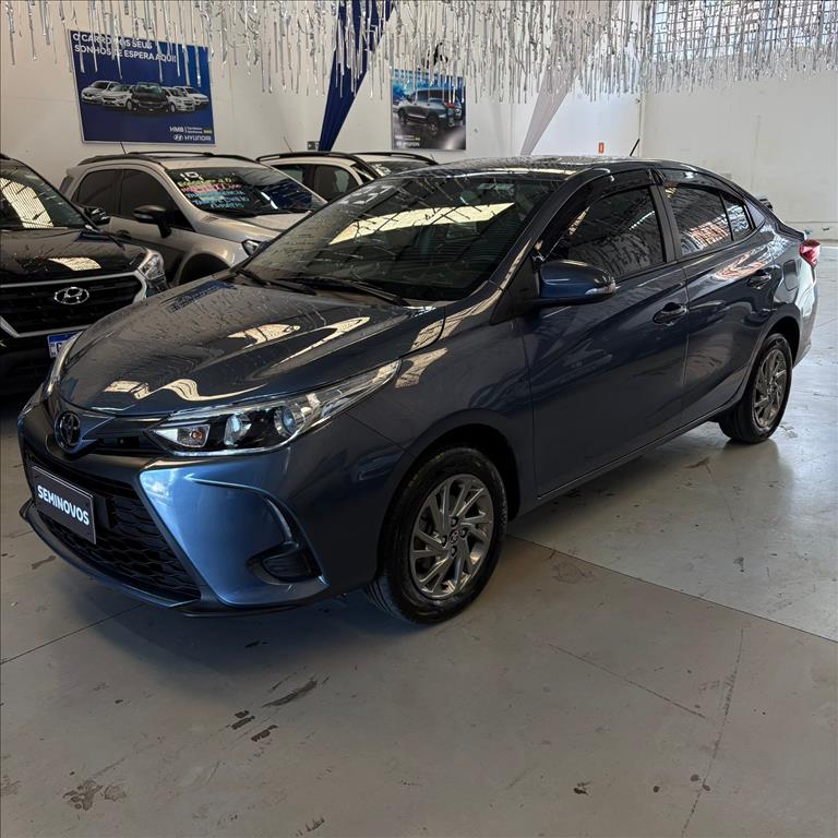 YARIS 1.5 16V FLEX SEDAN XS CONNECT MULTIDRIVE2