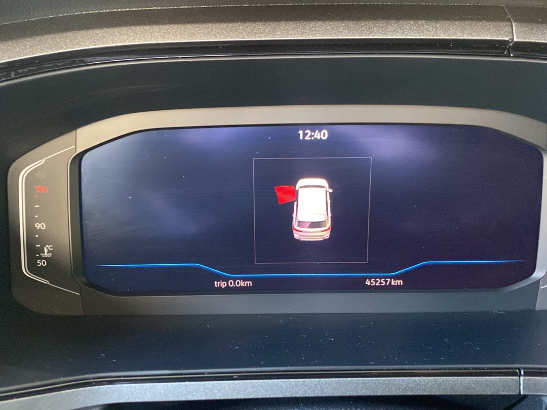 TAOS 1.4 250 TSI TOTAL FLEX HIGHLINE AUTOMÁTICO10