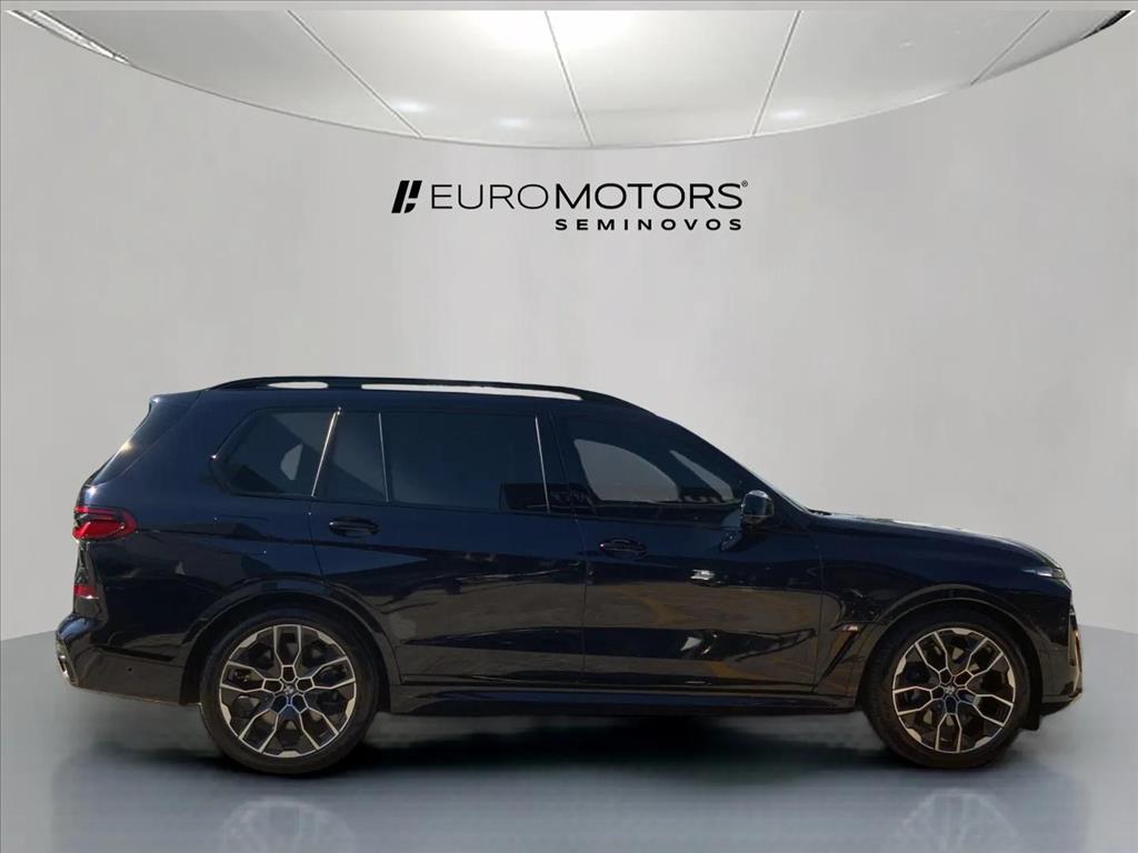 BMW-X7-4.4 V8 GASOLINA M60i STEPTRONIC