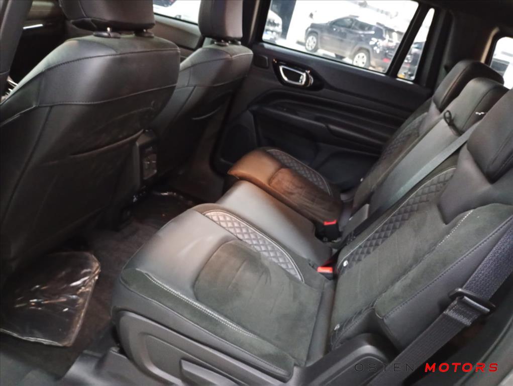 Jeep-COMMANDER-2.0 HURRICANE 4 TURBO GASOLINA BLACKHAWK AT9