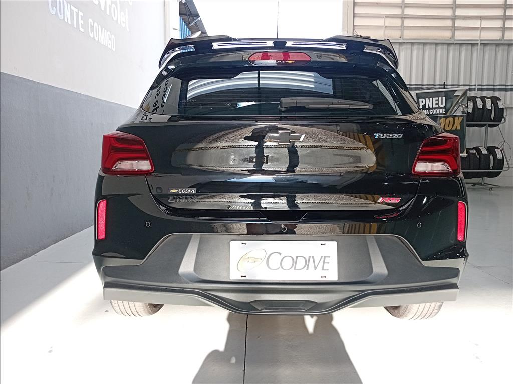 ONIX 1.0 TURBO FLEX RS AUTOMÁTICO18