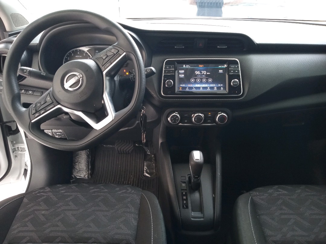 KICKS PLAY 1.6 16V FLEXSTART SENSE XTRONIC9