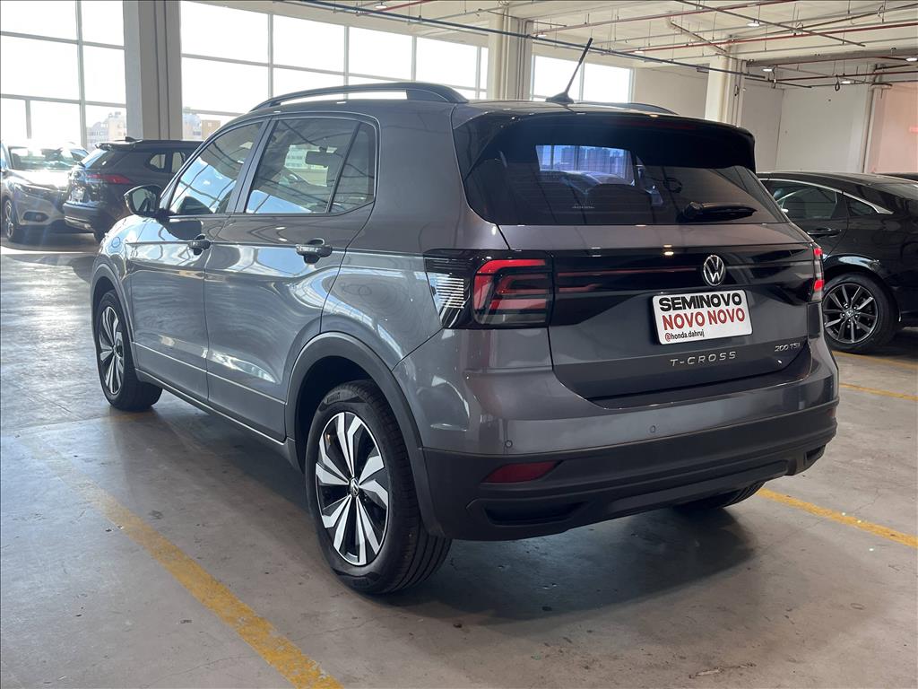 T-CROSS 1.0 200 TSI TOTAL FLEX AUTOMÁTICO6