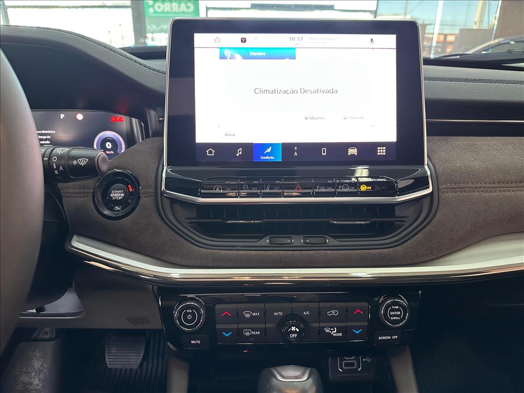 COMMANDER 1.3 T270 TURBO FLEX OVERLAND AT610