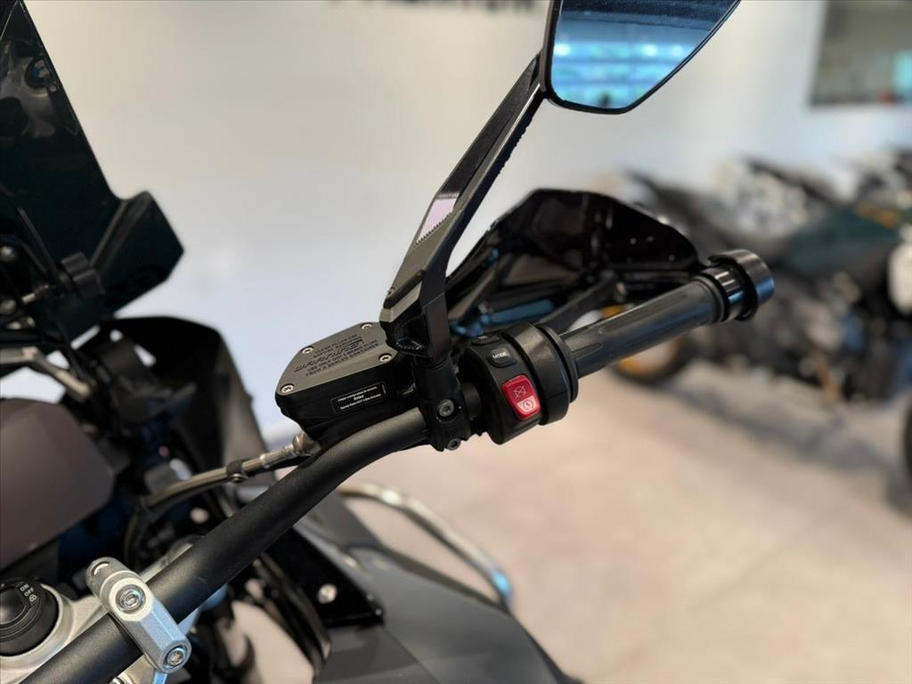BMW Motorrad-R-1250 GS TRIPLE BLACK