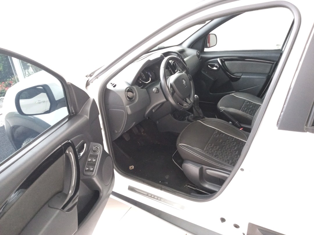 DUSTER OROCH 1.6 16V SCE FLEX DYNAMIQUE MANUAL9