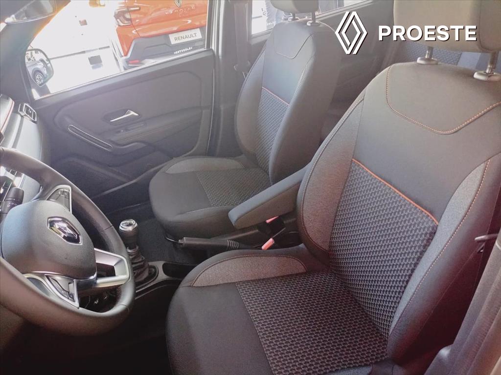 OROCH 1.6 16V SCE FLEX ICONIC MANUAL10