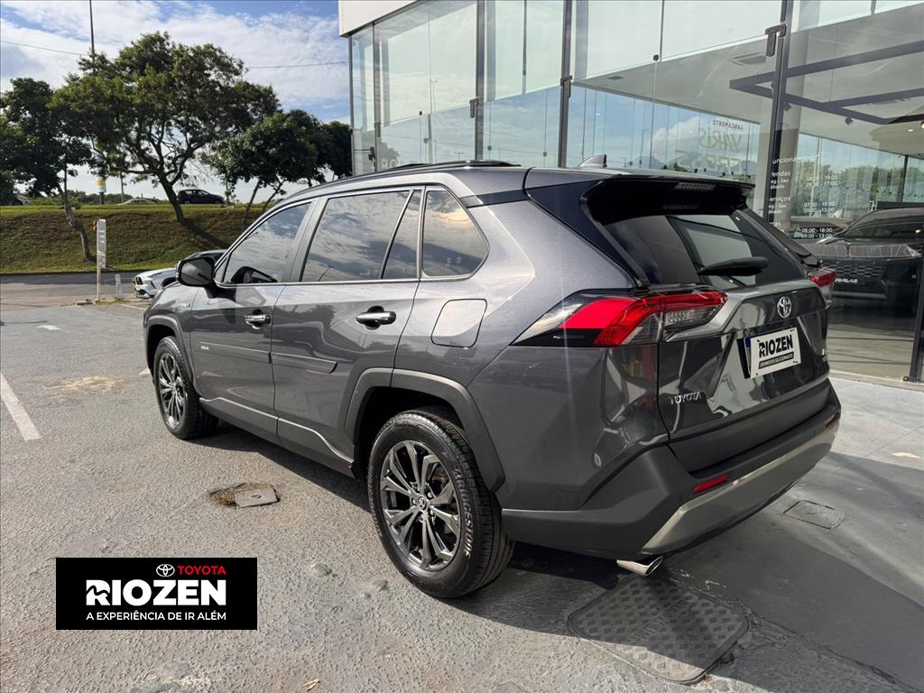 Toyota RAV4 2024