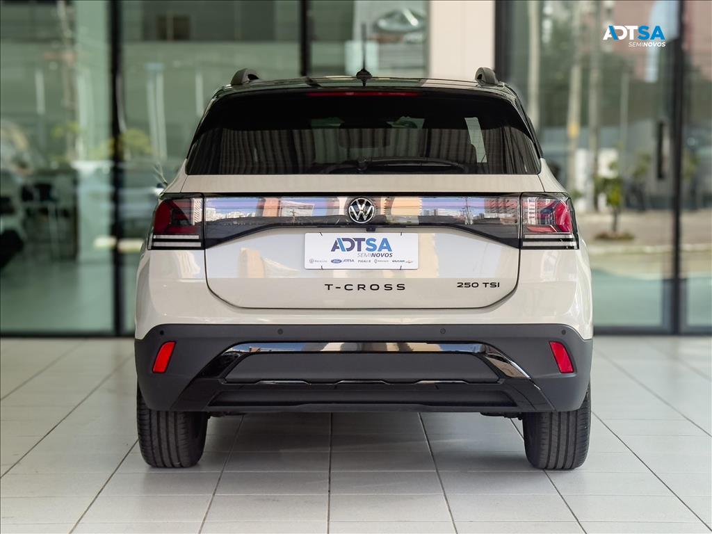 VOLKSWAGEN T-CROSS 1.4 250 TSI TOTAL FLEX HIGHLINE AUTOMÁTICO