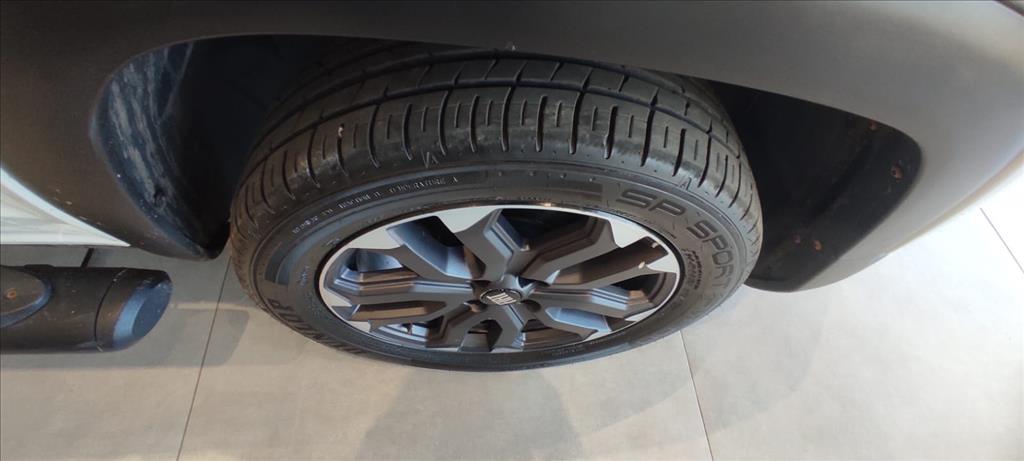 STRADA 1.0 TURBO 200 FLEX ULTRA CD CVT14