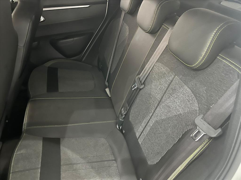 Renault-KWID-1.0 12V SCE FLEX OUTSIDER MANUAL