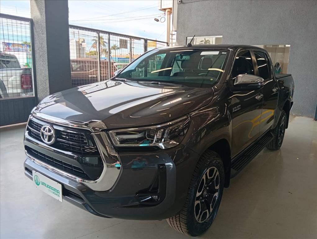 HILUX 2.8 D-4D TURBO DIESEL CD SRV 4X4 AUTOMÁTICO2