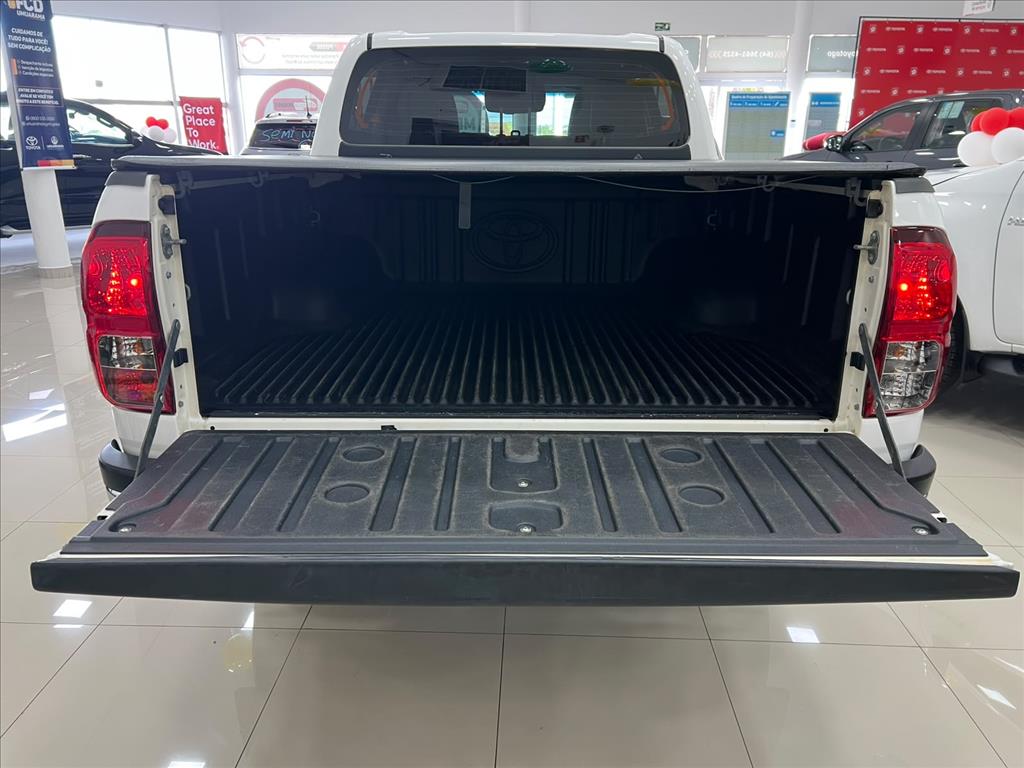 HILUX 2.8 D-4D TURBO DIESEL CD SRV 4X4 AUTOMÁTICO6